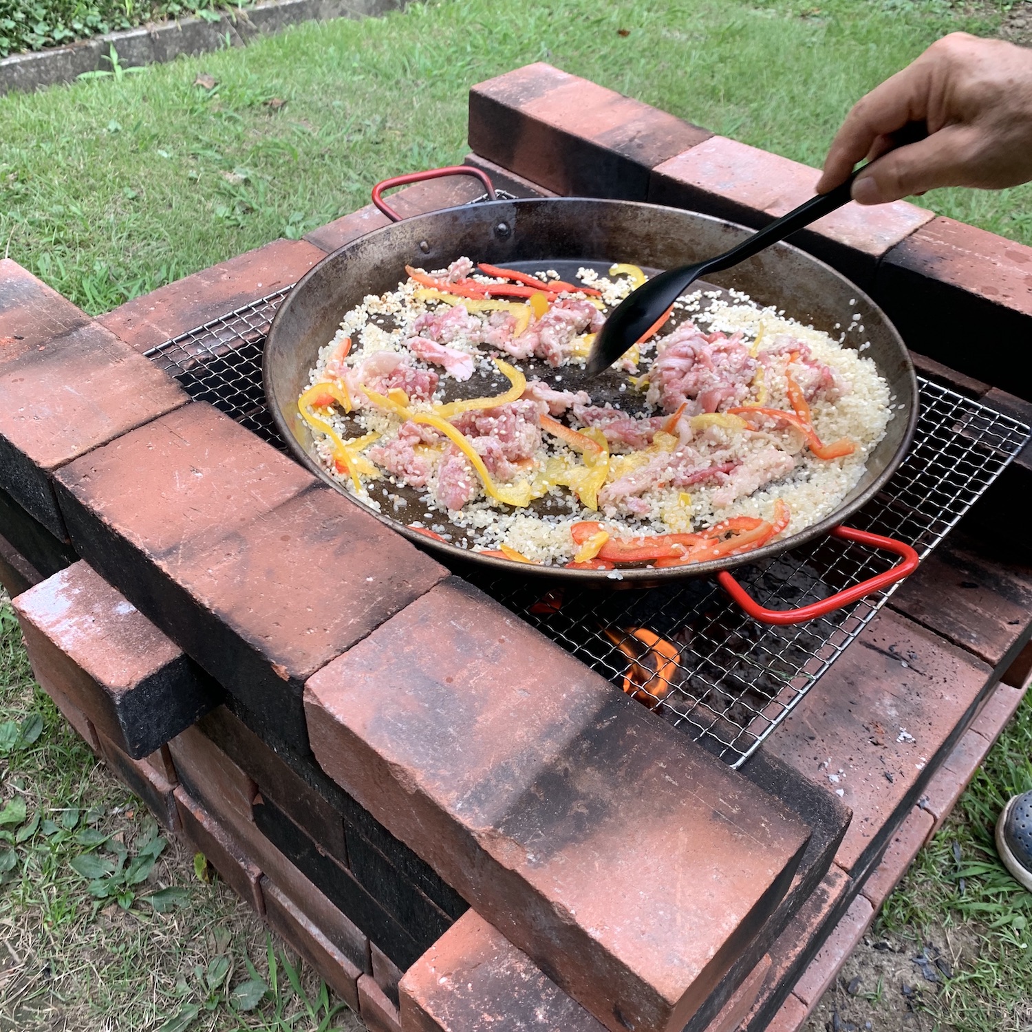 パエリア調理体験