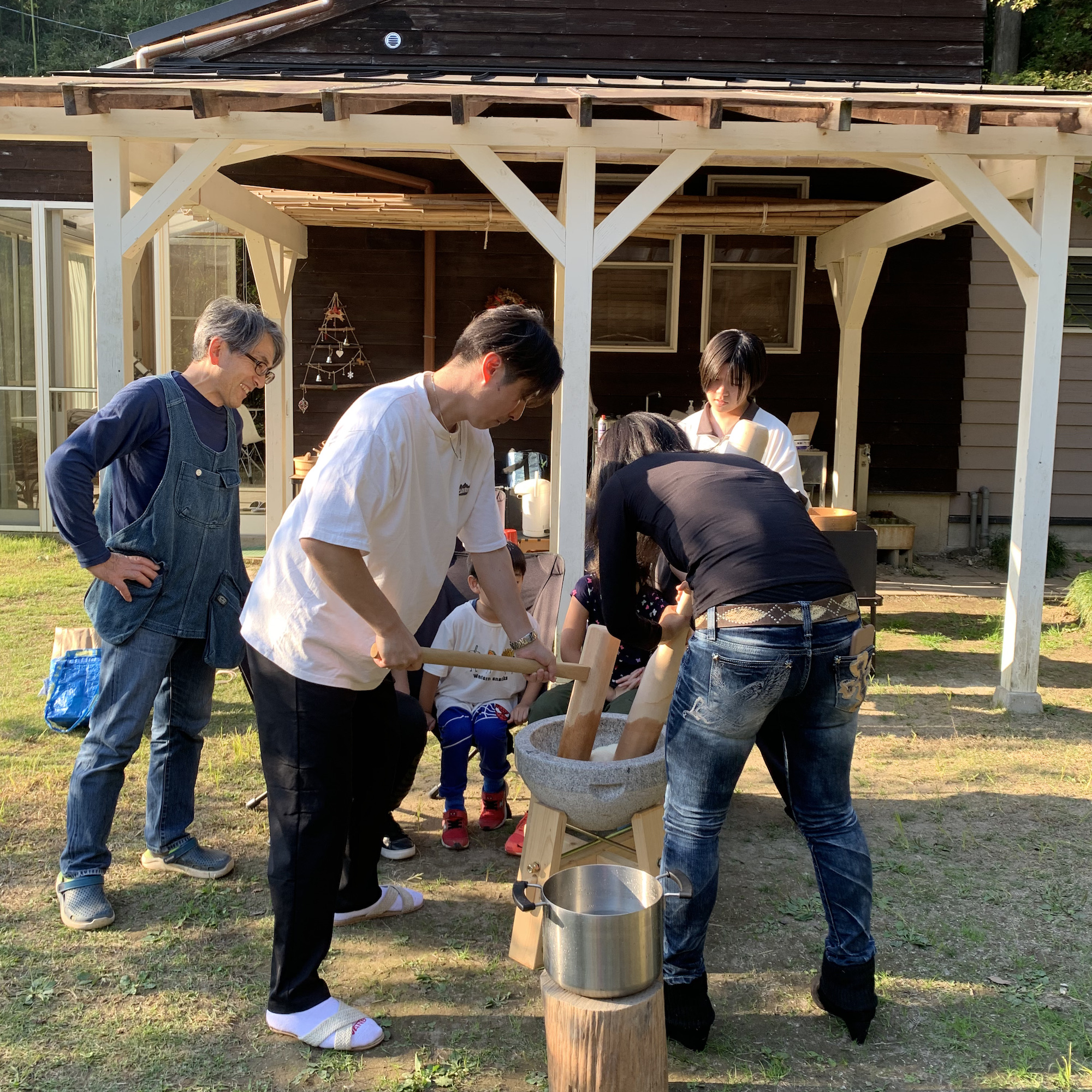 餅つき体験 岩井ファーム